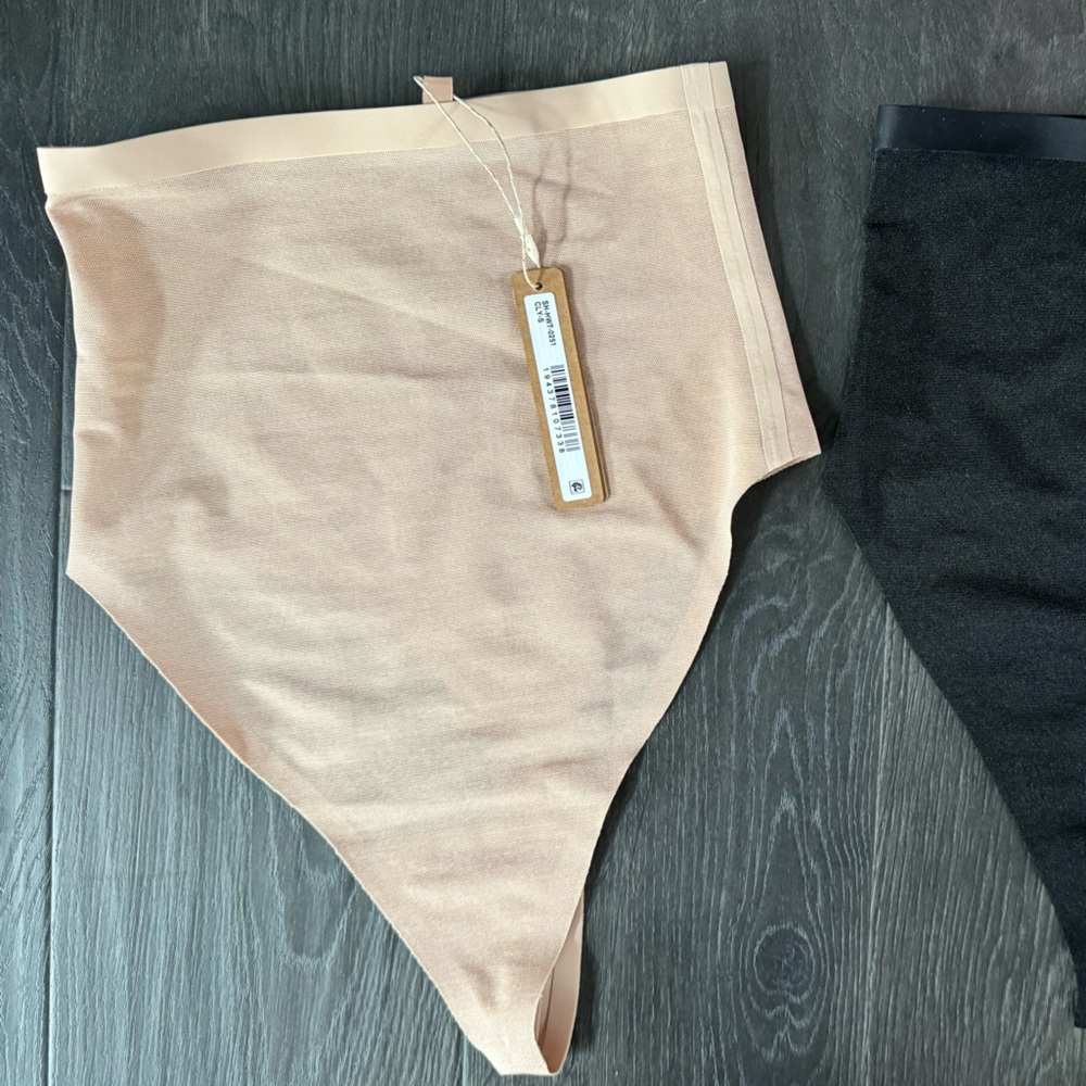 Skims clay size small sheer mesh high waist thong